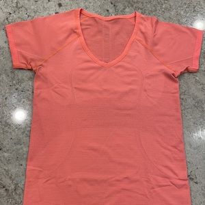 LULULEMON SWIFTLY T-SHIRT SALMON
